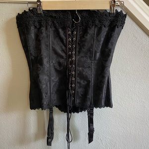 SOLD 🔴 NWOT Frederick's of Hollywood Corset